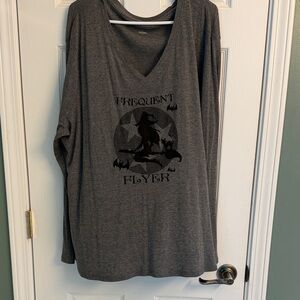 Merona Gray Long Sleeve V-Neck Graphic Tee - "Frequent Flyer"